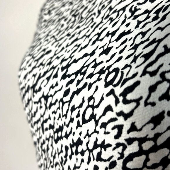 Diane von Furstenberg Women’s Pele Snake Wave Jacquard Sheath Midi Dress Size 0 - Picture 4 of 11